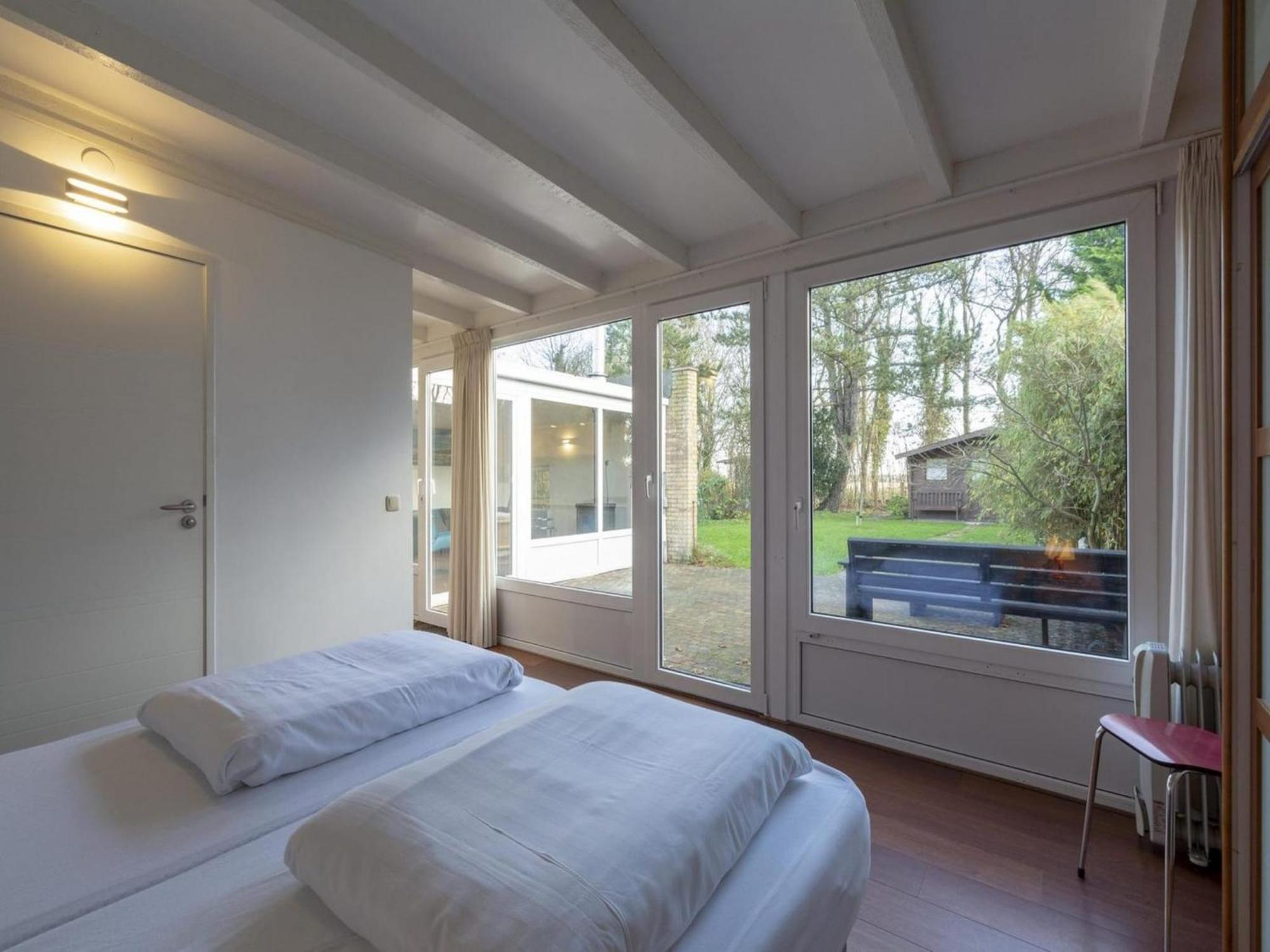 Gorgeous Bungalow For 2Pers At Duinland Sint Maartensvlotbrug Eksteriør billede